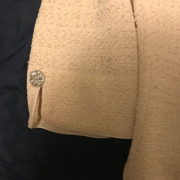 St. John Collection - Blazer - Picture 5 of 5